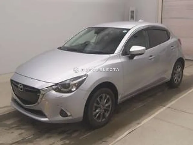 Mazda Demio 2018, auction grade R