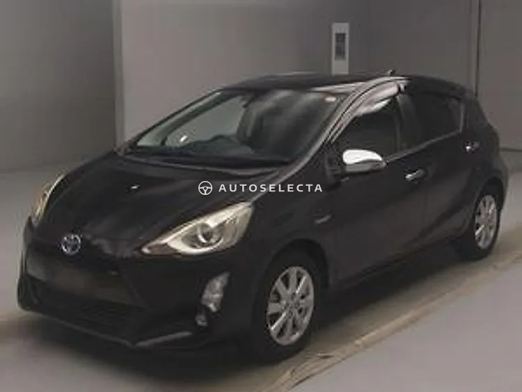 Toyota Aqua 2016, photo 1 of 1