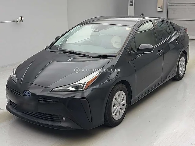 Toyota Prius 2021, auction grade R