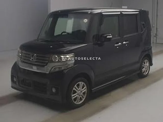 Honda N-BOX Custom 2012, auction grade 3