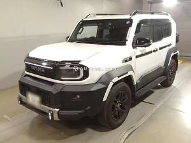 Toyota Land Cruiser FJ 2026, auction grade 5
