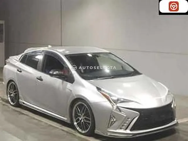 Toyota Prius 2017, auction grade R