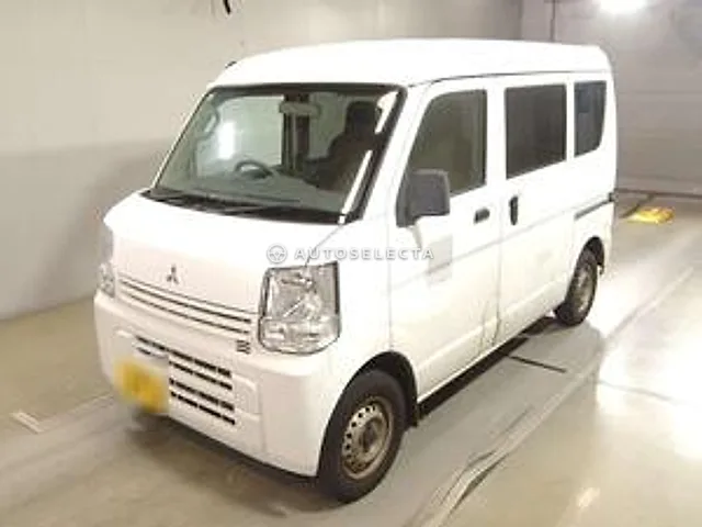 Mitsubishi Minicab 2015, auction grade R