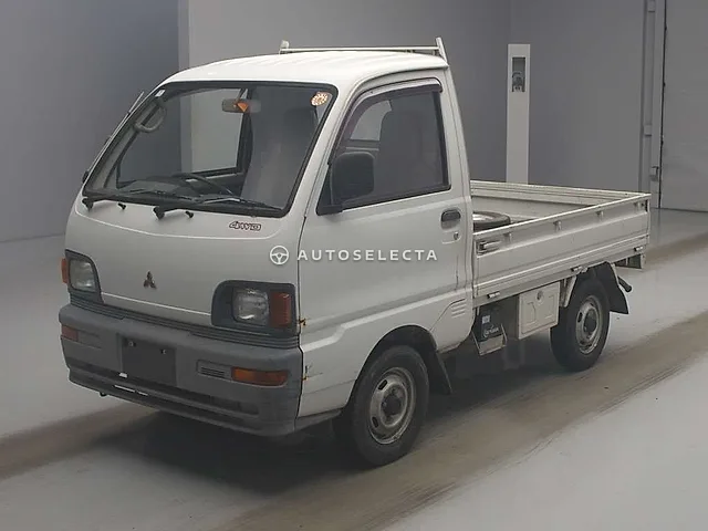 Mitsubishi Minicab Truck 1995, auction grade RA