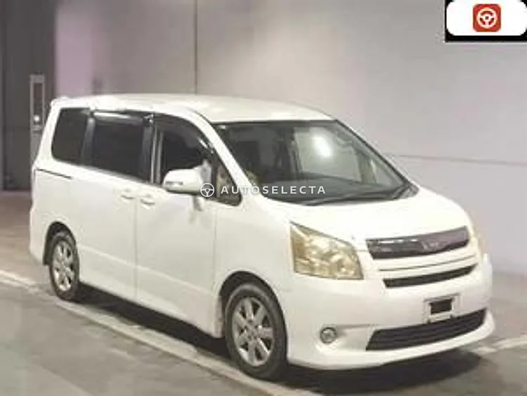 Toyota Noah 2007, photo 1 of 1