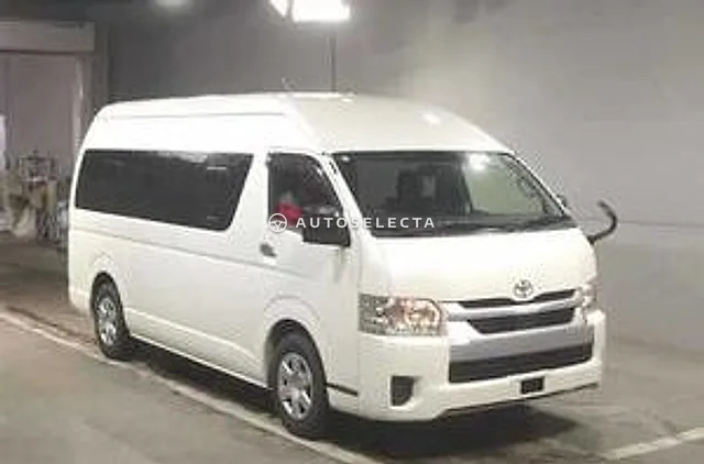 Toyota Hiace Commuter 2025, auction grade 4.5