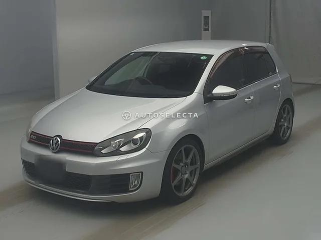 Volkswagen Golf 2009, auction grade 4
