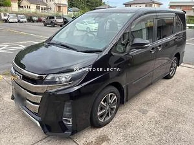 Toyota Noah 2017, auction grade R