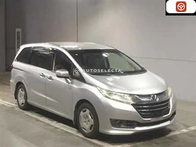 Honda Odyssey 2013, auction grade 3.5