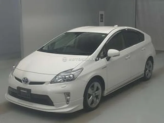 Toyota Prius 2013, auction grade 4.5