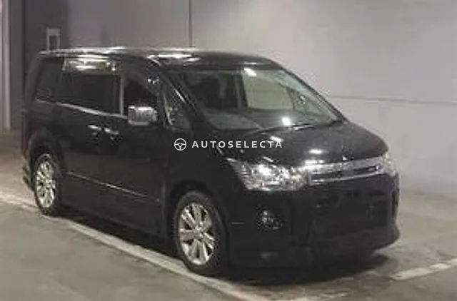 Mitsubishi Delica D:5 2013, auction grade 4