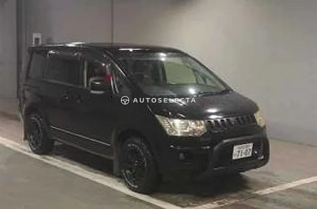 Mitsubishi Delica D:5 2013, auction grade 4