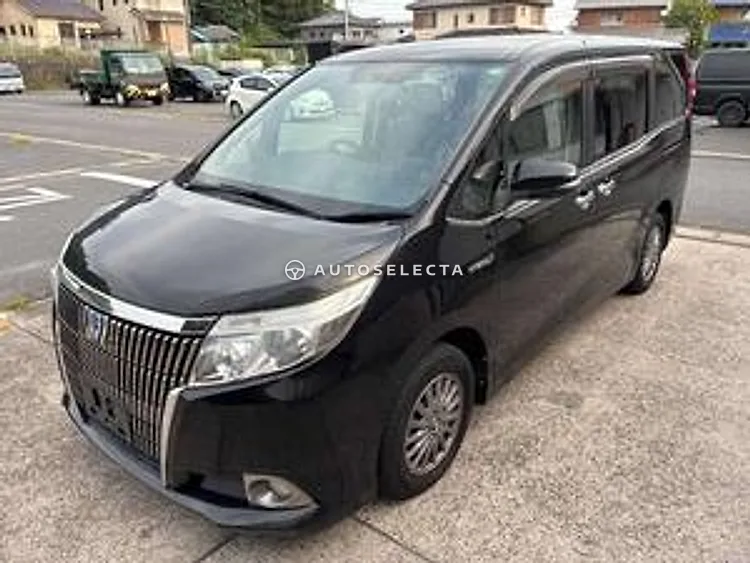 Toyota Esquire 2015, photo 1 of 1
