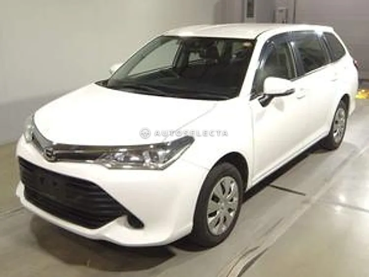 Toyota Corolla Fielder 2017, photo 1 of 1