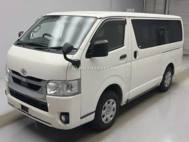 Toyota Hiace Van 2021, auction grade R