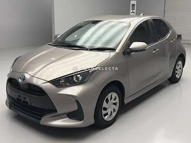 Toyota Yaris 2021, auction grade R