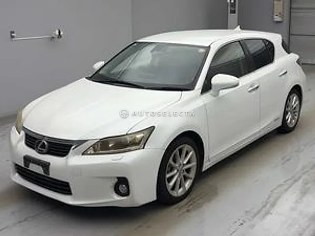 Lexus CT 2011, auction grade 3.5