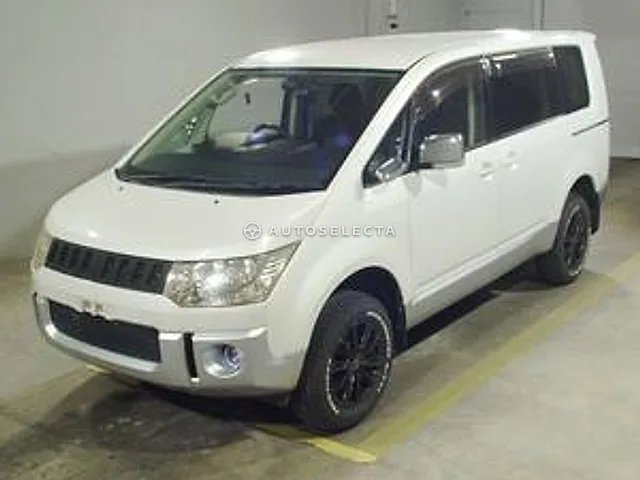 Mitsubishi Delica D:5 2009, auction grade 4