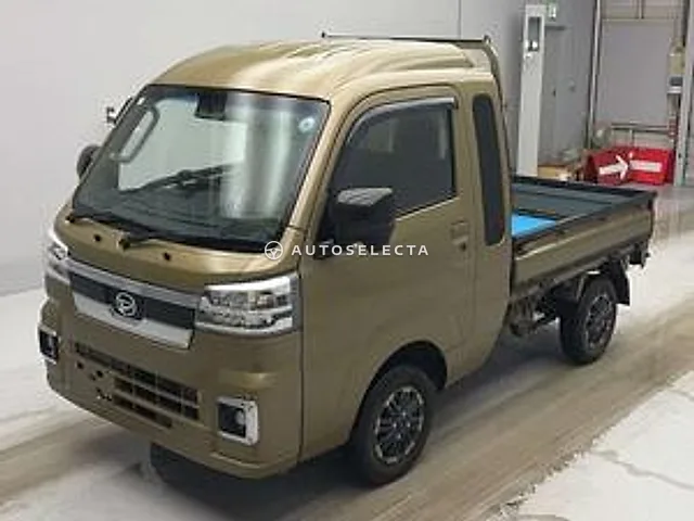 Daihatsu Hijet Truck 2022, auction grade 3.5