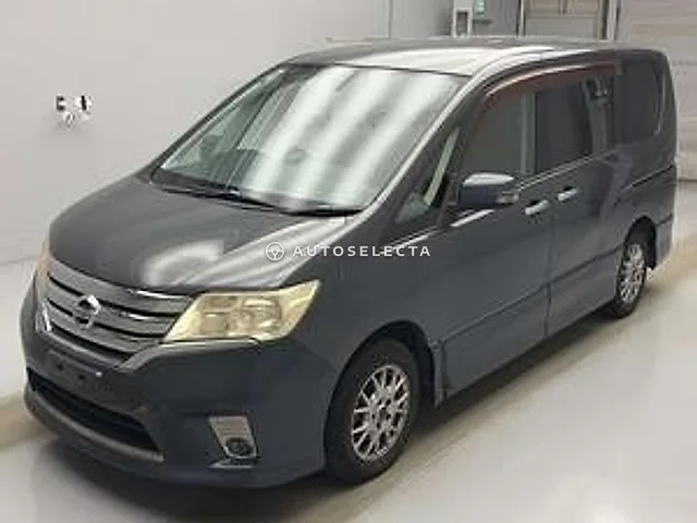 Nissan Serena 2011, auction grade 3.5