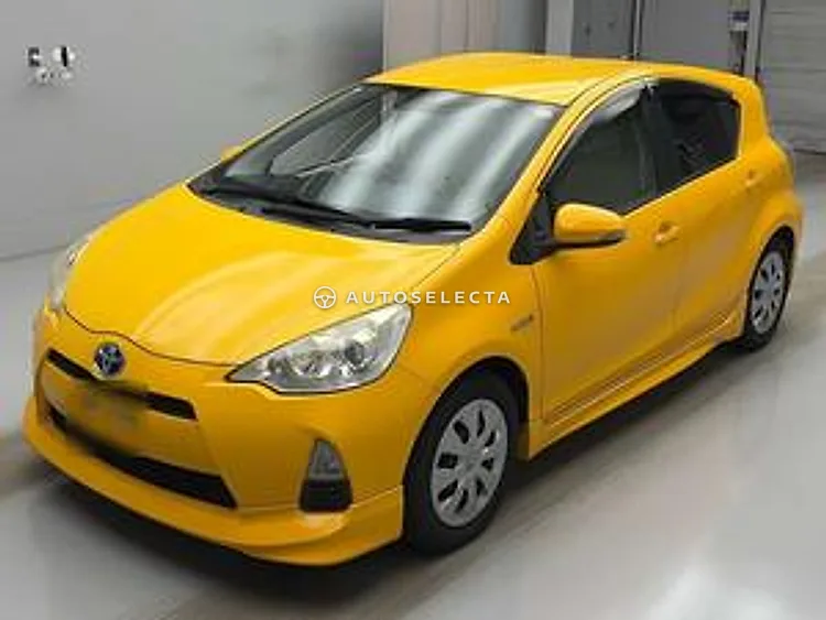 Toyota Aqua 2013, photo 1 of 1