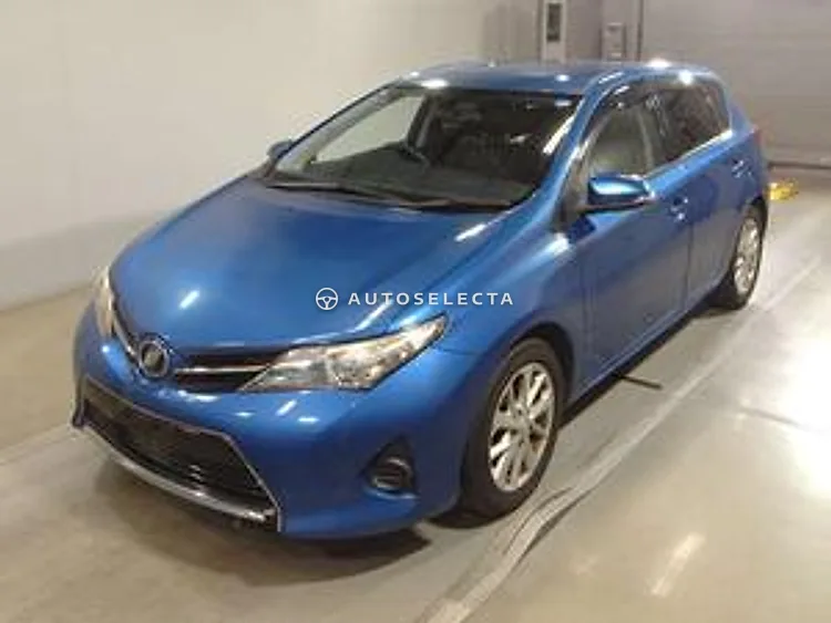 Toyota Auris 2015, photo 1 of 1