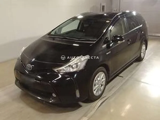 Toyota Prius Alpha 2015, auction grade RA