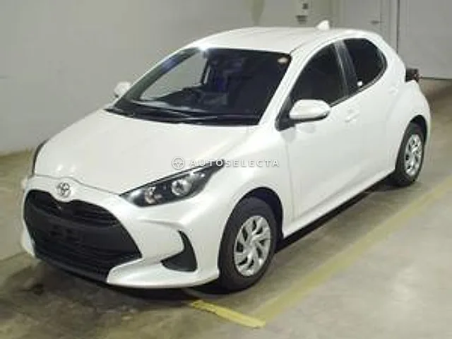 Toyota Yaris 2023, auction grade R