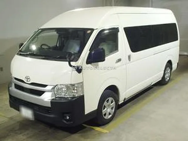 Toyota Hiace Commuter 2024, auction grade 4