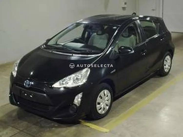 Toyota Aqua 2015, photo 1 of 1