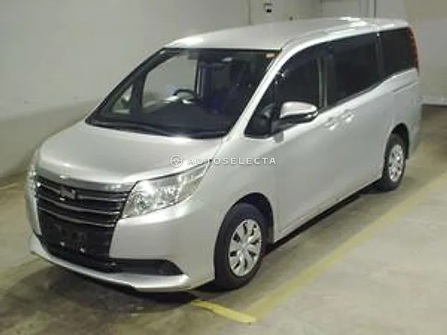 Toyota Noah 2017, auction grade R