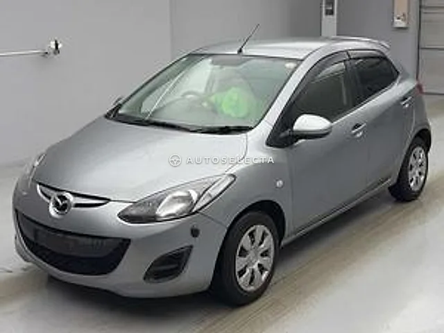 Mazda Demio 2013, auction grade 3.5