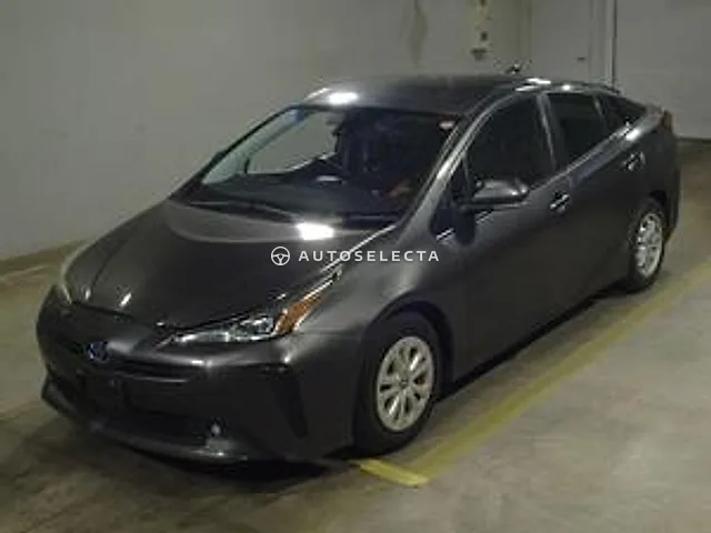Toyota Prius 2021, auction grade RA