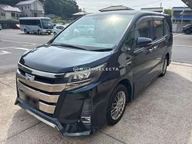 Toyota Noah 2018, auction grade R