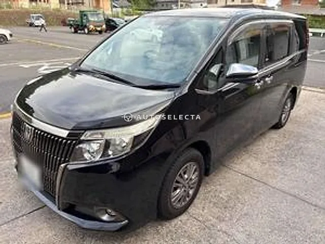 Toyota Esquire 2016, auction grade R