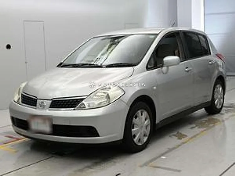 Nissan Tiida 2005, photo 1 of 1