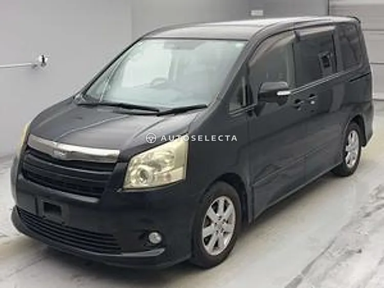 Toyota Noah 2009, photo 1 of 1