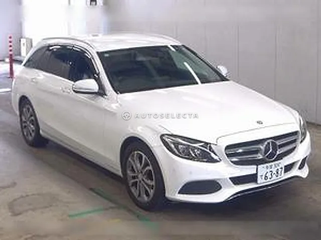 Mercedes-Benz C-Class Station Wagon 2015, auction grade 4.5