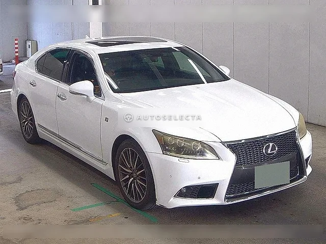 Lexus LS 2012, auction grade 4