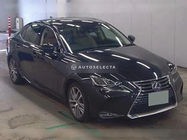 Lexus IS 2017, auction grade 4.5