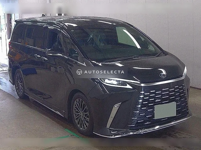 Lexus LM 2024, auction grade 5