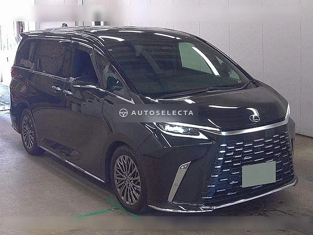 Lexus LM 2024, auction grade 4.5