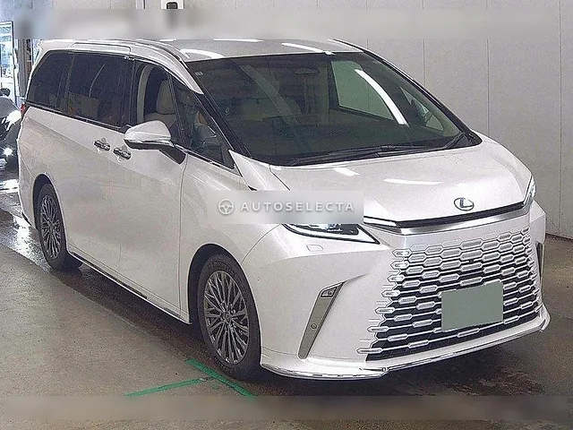 Lexus LM 2025, auction grade 4.5