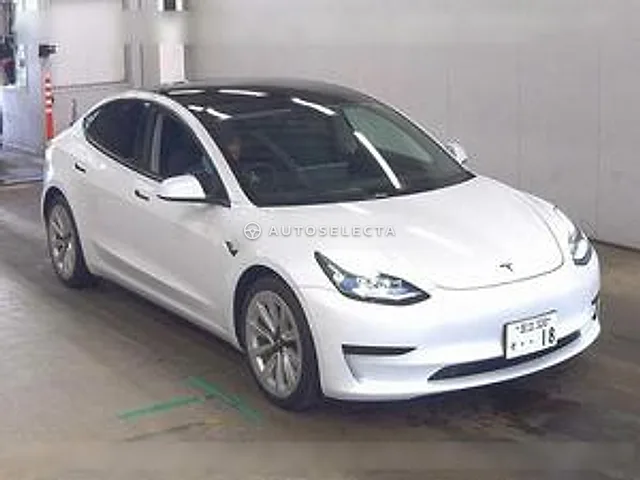 Tesla Model 3 2021, auction grade 4.5