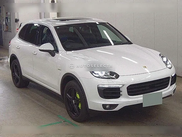 Porsche Cayenne 2015, auction grade 4.5