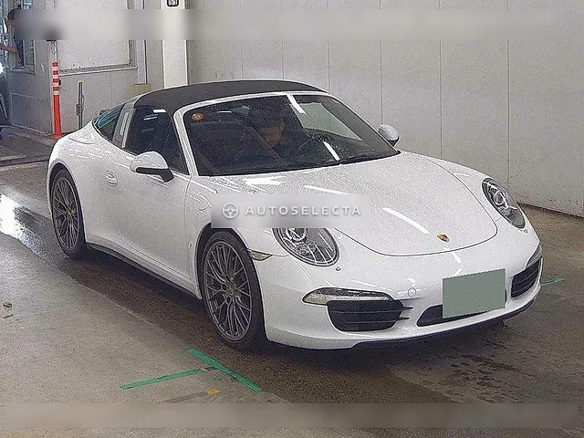 Porsche 911 2015, auction grade 4.5