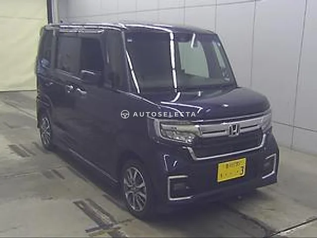 Honda N-BOX 2024, auction grade R