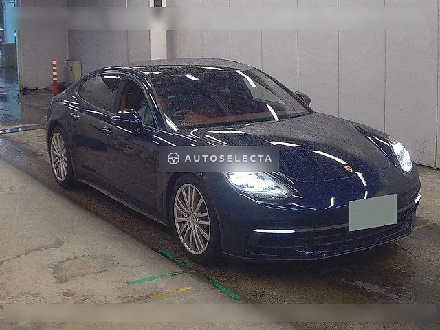 Porsche Panamera 2018, auction grade 4.5