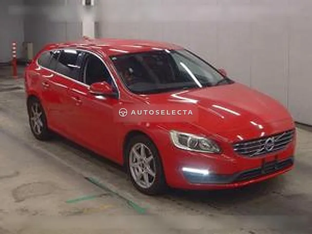 Volvo V60 2017, auction grade 4.5