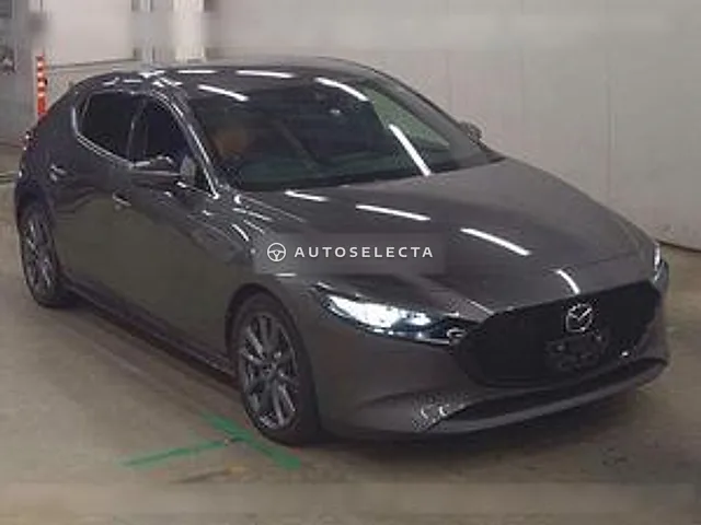 Mazda MAZDA3 Fastback 2019, auction grade R